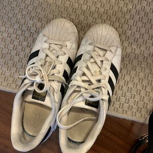 Superstars Adidas White and Black Casual Shoes